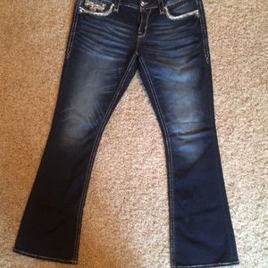 Women’s Rock Revival “Boris” easy boot jeans.